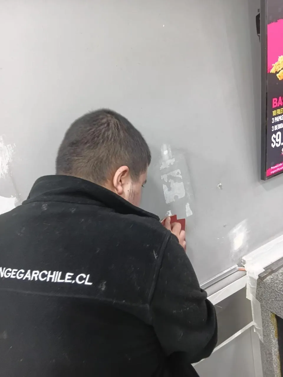 Adecuación menor en local comercial — INGEGAR Santiago