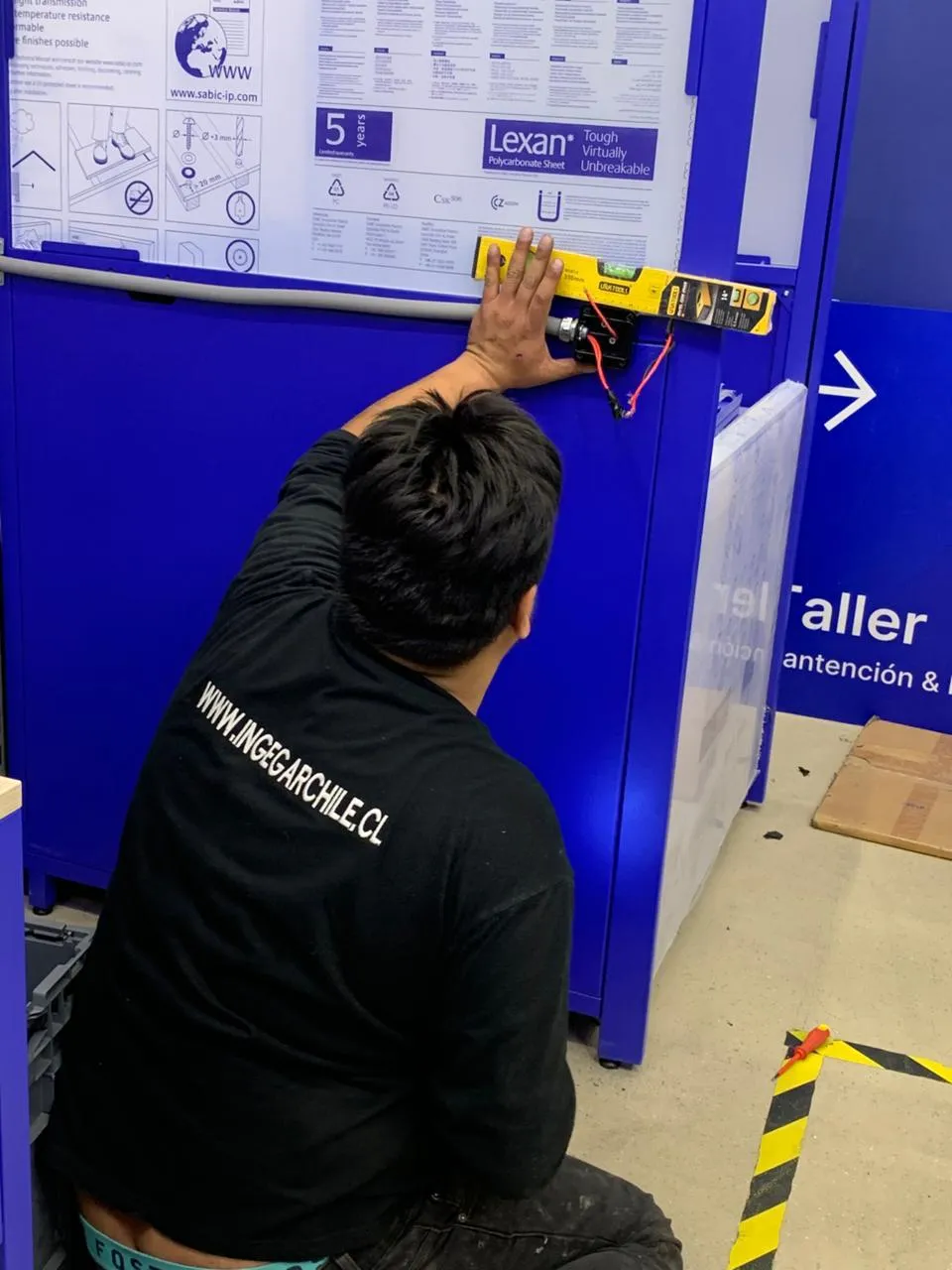 Instalación de equipamiento en local retail — INGEGAR Santiago