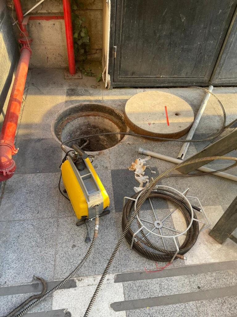 Intervención sanitaria en alcantarilla corporativa Santiago — INGEGAR