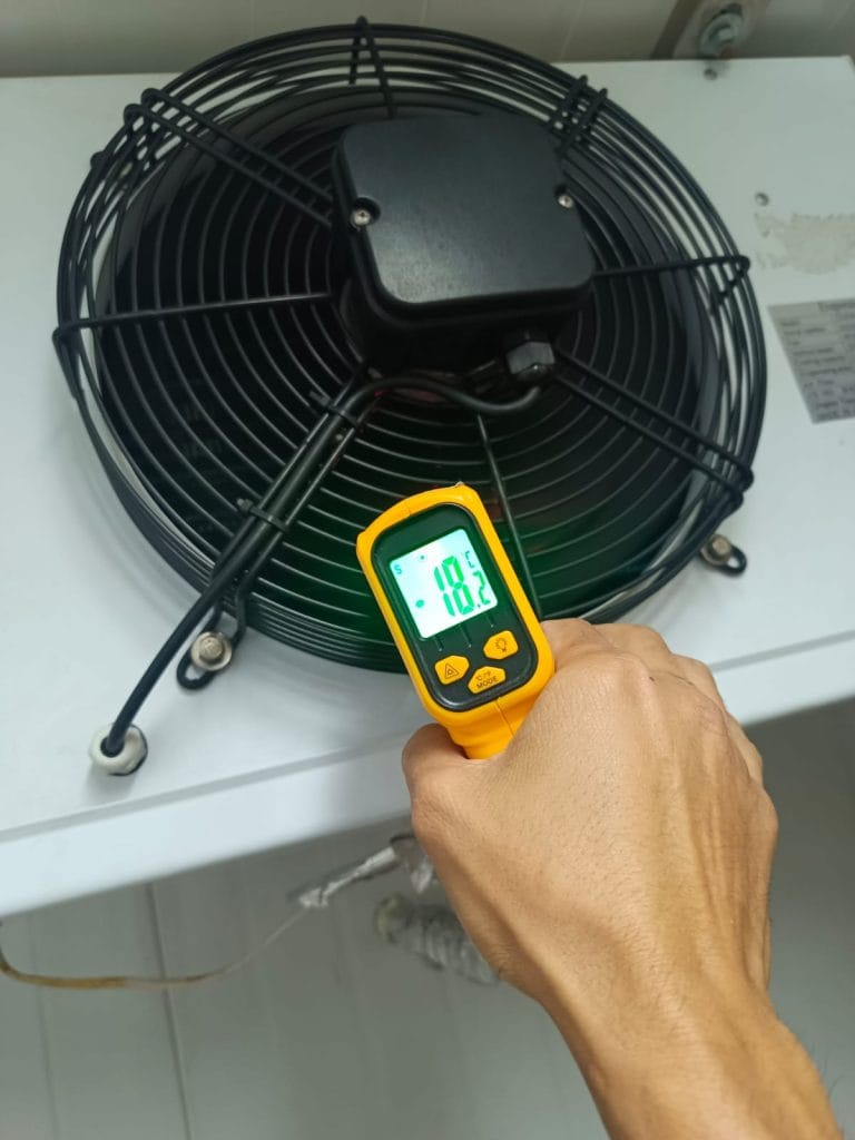 Mantenimiento y reparación de equipos de refrigeración y cámaras de frío para empresas